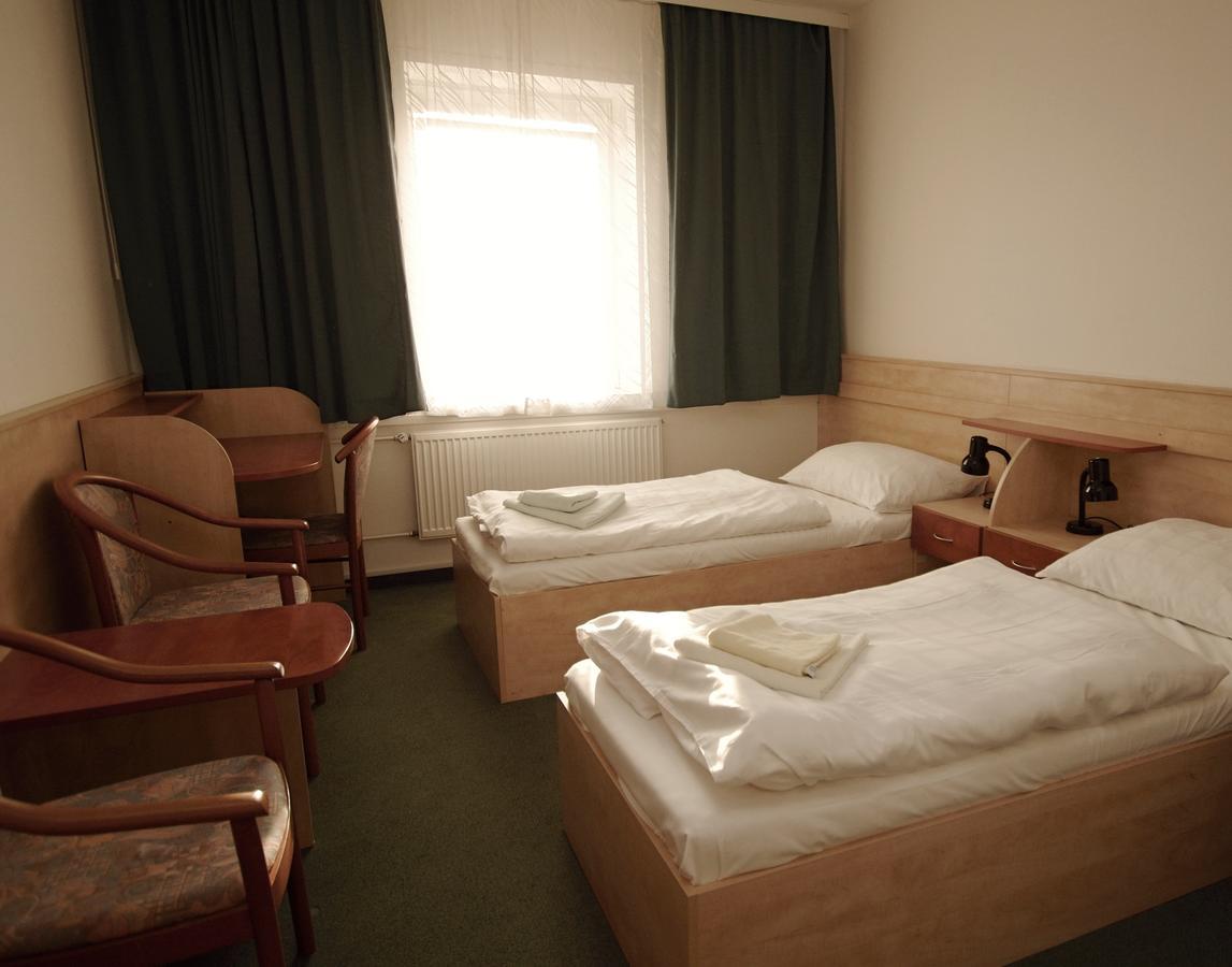 Kolej Akademie Hotel Brno Buitenkant foto